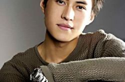 靳东微博遭封号,靳东演艺经历以及代表作品