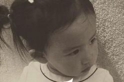 黄磊罕见晒小女儿羞涩近照,俩姐妹花美得各有千秋