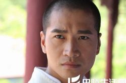 何晟铭女友,何晟铭公益