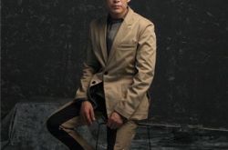 成泰燊个人资料,成泰燊作品