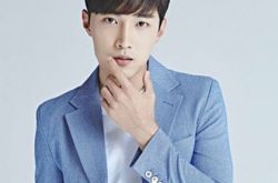 辉灿的女朋友揭秘,辉灿有没有整容