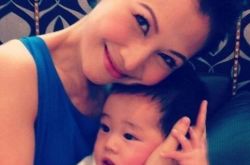 蔡少芬浴照,蔡少芬自黑