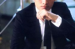 陈龙老婆章龄之资料,陈龙老婆章龄之结婚