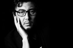 高宏亮简介照片,高宏亮饰演贾琏