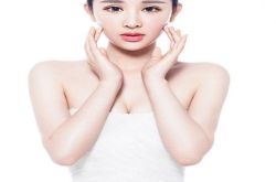 邓琳颖成为宅男女神,邓琳颖爱自拍