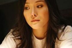 邓紫衣放屁事件,邓紫衣个人简介