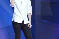 白举纲在参加快乐男声,白举纲和于湉在参加我都爱笑