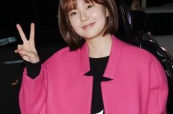 白珍熙故意不穿高跟的原因,与尹贤再传恋爱说