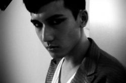 关智斌张敬轩绯闻,关智斌张敬轩吻照