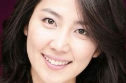 申东美出演《她很漂亮》,与黄静茵互彪戏