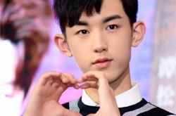 郭俊辰微博,郭俊辰自拍