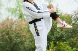 安悦溪作品,安悦溪池昌旭剧照