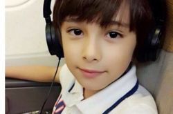 丹尼斯.凯恩照片,丹尼斯.凯恩参加天天向上