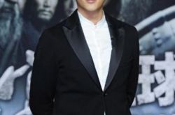 冯绍峰被曝替身演戏,冯绍峰拍戏途中受伤