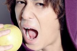 陈楚河个人资料,陈楚河亲吻朱珠