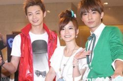 辰亦儒曾之乔的恋情,曾之乔与炎亚纶