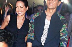 陈展鹏贝安琪拍戏传绯闻,陈展鹏狂追钟嘉欣