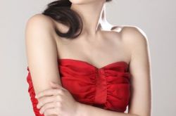 戴君竹与张韶涵,张韶涵的脸型