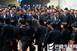 阿信和黑道有什么关系,阿信黑道家族