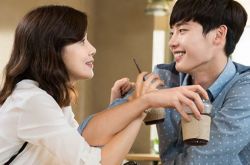 上演姐弟恋默契十足 双双坦言不是姐弟却胜似姐弟