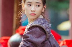 刘雅瑟是t 吗 刘雅瑟凭致青春一砸成名