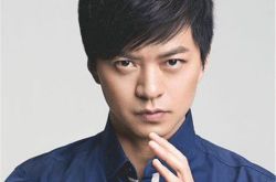 情歌王李健介绍 一个音乐诗人的传奇