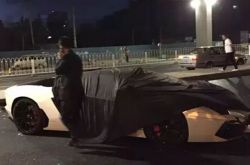 密会中年妇女 车祸后道歉声明