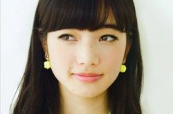 权志龙女友小松菜奈个人资料背景 权志龙历任女友盘点