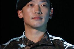 EXO组合面临服兵役魔咒 宋仲基以服役为契机转型