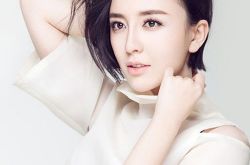 吕佳容傲人胸围惊羡众人 出演锦绣缘人气大涨