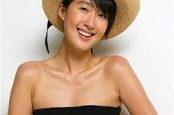 洪真京头发掉光 洪真京的生活