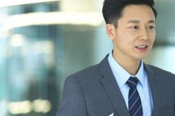 刘奕君并非钻石王老五 刘奕君前妻吕梓媛