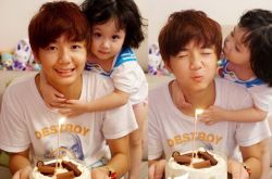 洪欣全家福 洪欣将生第三胎