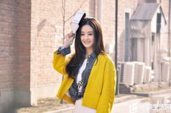 赵丽颖背后纹身真相是什么？ 赵丽颖男朋友是谁遭扒