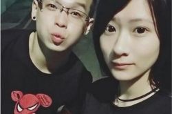 网红 jasper星培出奇招博眼球 jasper星培直播扒女友内衣jasper星培扒女友内衣的真相网友神关注引热议