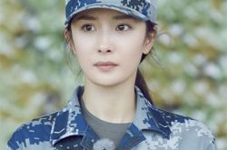 杨幂佟丽娅加盟男子汉 杨幂素颜照一样迷人