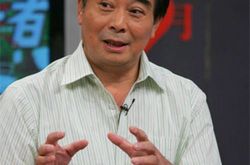 孔祥玉演的周恩来 孔祥玉周恩来对比照