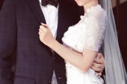冯轲张靓颖婚纱照曝光 冯轲晒照示爱：一直到老
