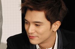 邱泽家庭背景 唐嫣邱泽分手原因