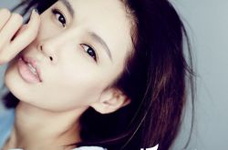 张蓝心的老公 张蓝心腿长