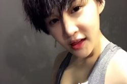 赵本山女儿健身照 赵本山女儿身高