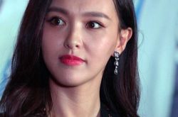 唐嫣与杨幂不和 唐嫣杨幂的抢角