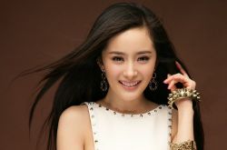 从小美到大 杨幂童年照秀出自然美貌