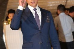 母亲满意女友方媛吗? 郭富城点头了