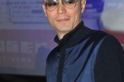 霍建华撞脸光头强 霍心被疑奉子成婚