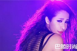 萧亚轩被证实与小13岁男友分手 七月感情终成空