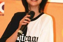 郑爽出了什么书 郑爽素颜面部肤色不均