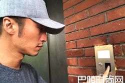 谢霆锋脚纹解锁帅呆了