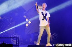 GAI突呛不屑和坐经济舱的Rapper当朋友 这个Rapper是谁呢？