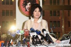 锅具女王菲姐与前男友丁洋机同居35年闹翻 追讨125万借款